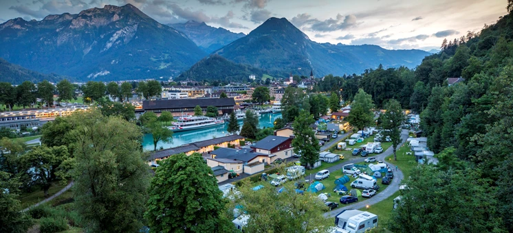 Camper confortablement et consciemment en Suisse - le Touring Club Suisse devient encore plus durable - ECOCAMPS
