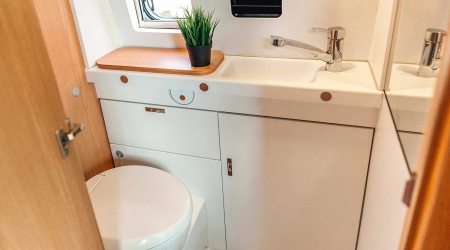 Umweltfreundliche Sanitärzusätze für die Campingtoilette - ECOCAMPS