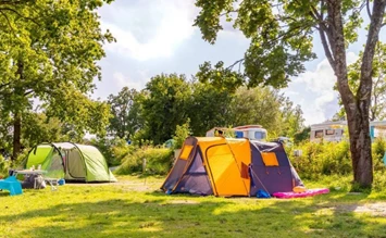 Il campeggio è una vacanza nella natura - ECOCAMPS