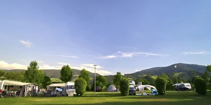 Campings - Ver- und Entstorgung für Wohnmobile: Abwasser- und Frischwasseranschlüsse - Sulzburg - Camping Kirchzarten - Camping Kirchzarten