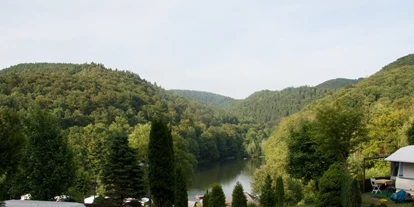 Campings - Lage: Am See - Campingpark Wiesenbeker Teich - Campingpark Wiesenbeker Teich