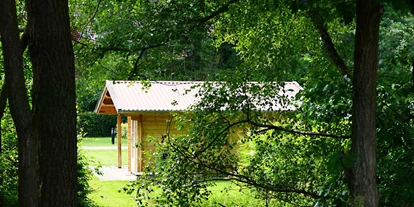 Campings - Angebote für Kinder: Wickelraum - Campingplatz Zum Oertzewinkel - Hütten - Campingplatz Zum Oertzewinkel