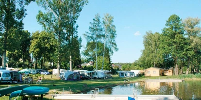 Campings - Lage: Am See - Campingplatz Zwenzower Ufer - Campingplatz Zwenzower Ufer 