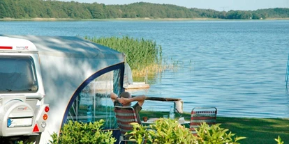 Campings - Ver- und Entstorgung für Wohnmobile: Entleerung von Wassertanks - Priepert - Campingplatz Zwenzower Ufer - Campingplatz Zwenzower Ufer 