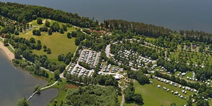 Campings - Öffnungszeiten Campingplatz: saisonal - Geslau - Reisemobilhafen auf der Badehalbinsel - Reisemobilhafen Badehalbinsel Absberg