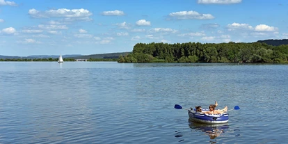 Campingplätze - Freizeitangebote in der Nähe (<20km): See mit Bademöglichkeit - Bayern - Reisemobilhafen auf der Badehalbinsel - Reisemobilhafen Badehalbinsel Absberg