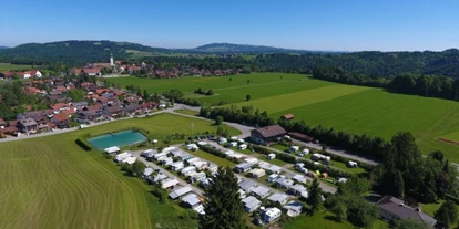 Campings - Lage: Am See - Terrassen-Camping am Richterbichl - Terrassen-Camping am Richterbichl