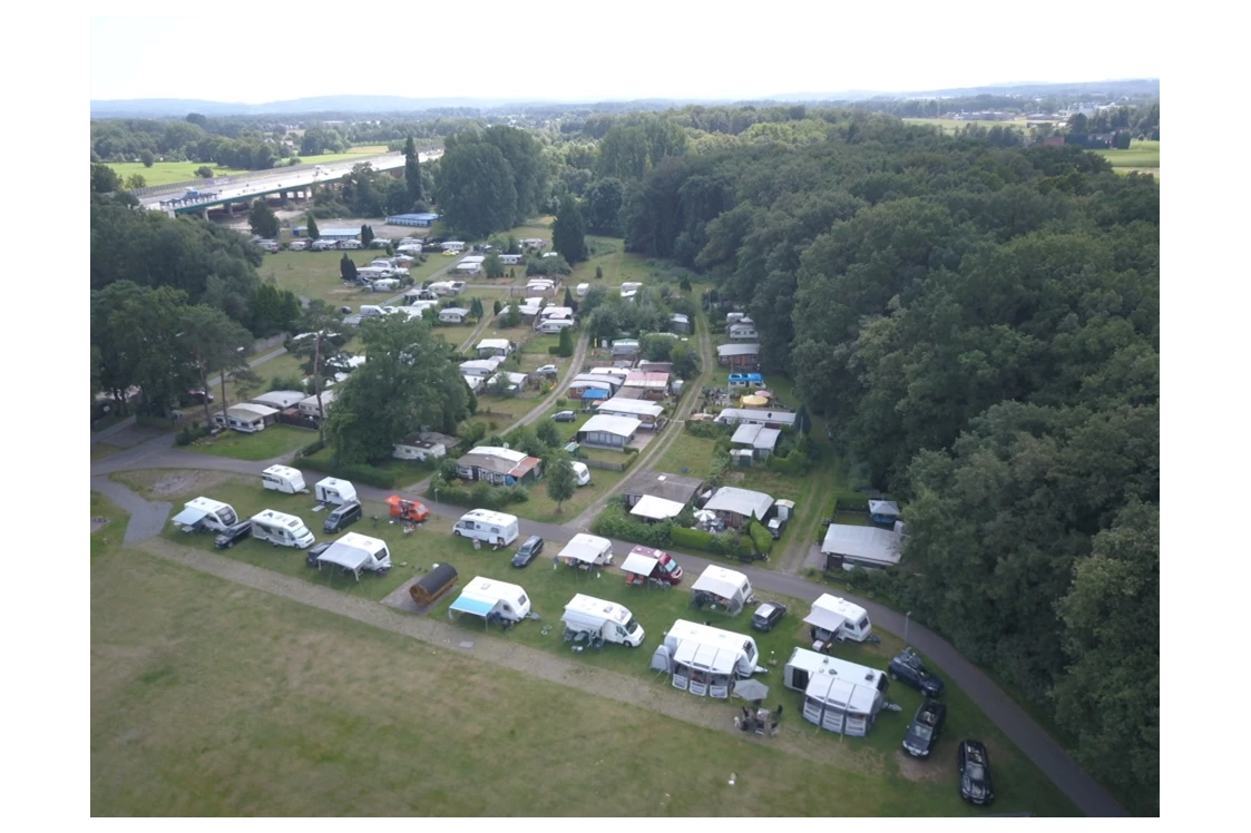 ECOCAMPS: Die Touristen Plätze von Oben - Camping Bullerby am Attersee