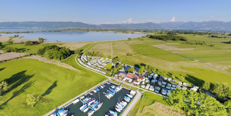 Campingplätze - Lage: Am See - Camping Salzmann Rohrspitz - Camping Salzmann-Rohrspitz