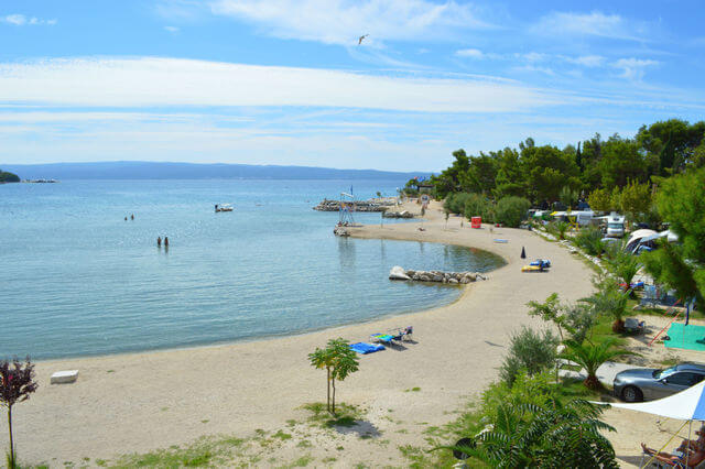 Campingplätze - Weitere Serviceangebote: Buchung von Standplätzen online möglich - Kvarner - Camping Stobrec Split - Camping Stobreč Split