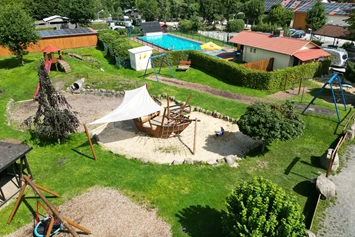 ECOCAMPS: Spielplatz und Pool - Campingplatz Auf dem Simpel
