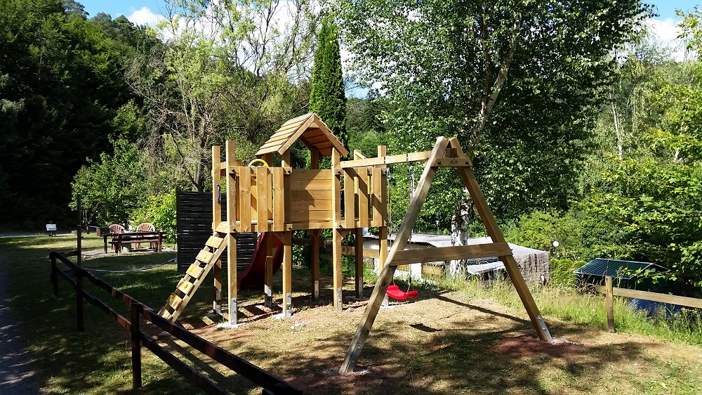 Kampovi - Trippstadt - Campingplatz Gänsedell - Campingplatz Gänsedell