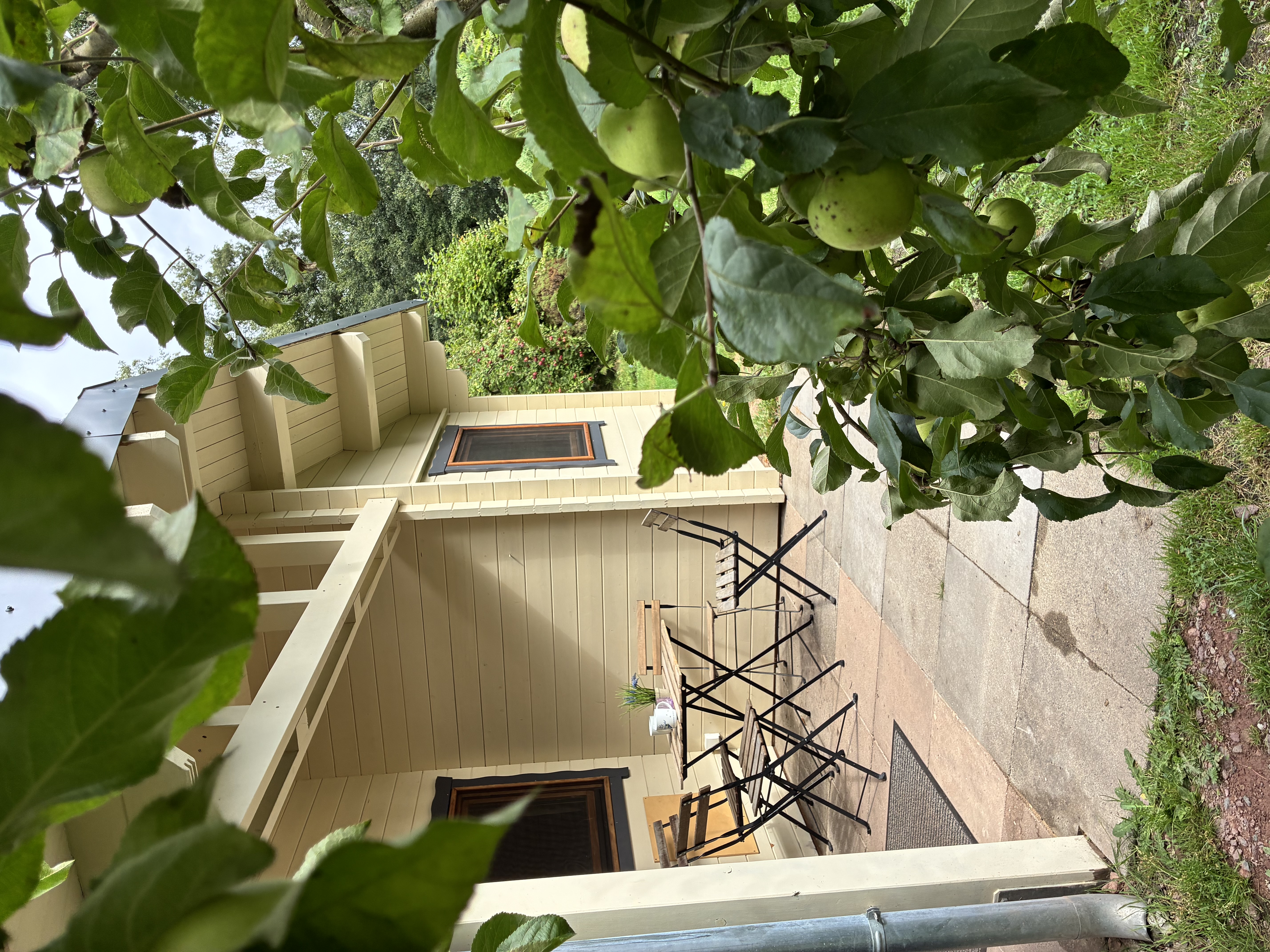 ECOCAMPS: Campingplatz Zum Oertzewinkel - Hütte  - Campingplatz Zum Oertzewinkel
