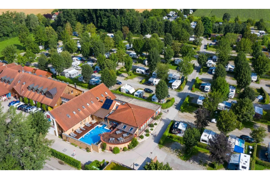 ECOCAMPS: Übersicht unseres 5-Sterne Thermal-Campingresort - Kur- und Feriencamping Holmernhof Dreiquellenbad